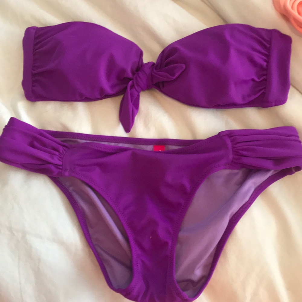 Victoria’s Secret tie top & ruched bottoms